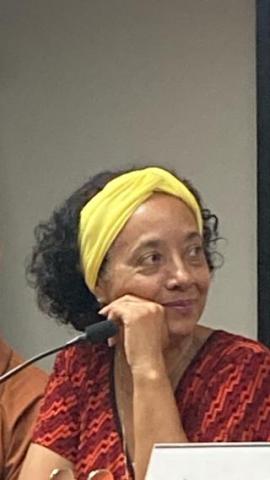 DIONE MOURA