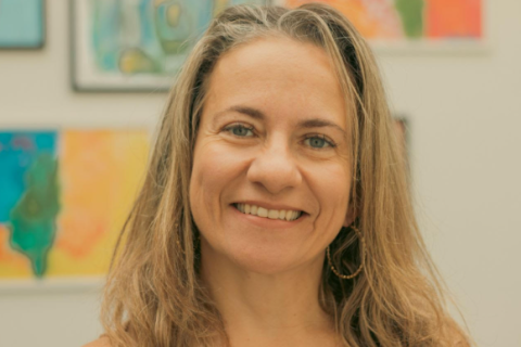 Renata Cristina Domingues Bertolozzi