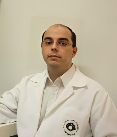 Prof(a). Dr(a). Fabio Rogerio CRM 107873 – SP RQE 109288