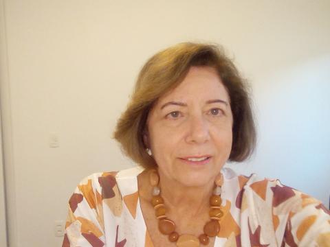 Marisa Irene Siqueira  Castanho