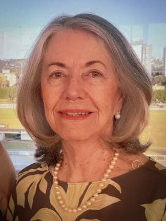 Maria Helena Menna Barreto Abrahão Maria Helena Menna Barreto Abrahão