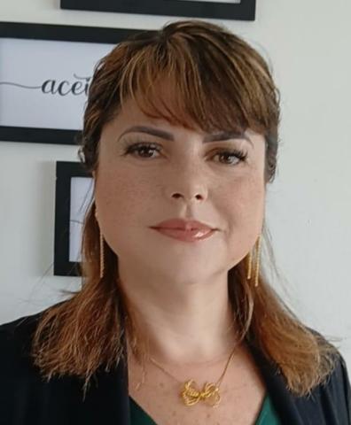 Olívia Cristina Perez