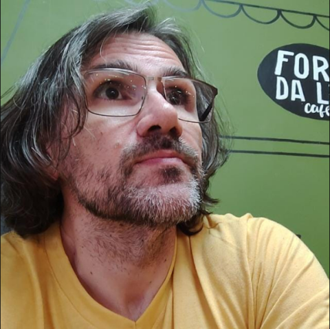 Rogério Guitarrari Azzone