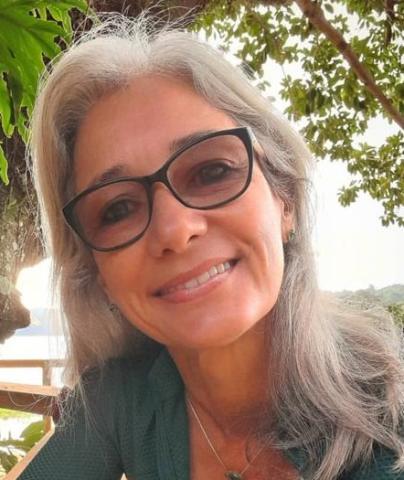 Simone Becker Lopes Simone Becker Lopes