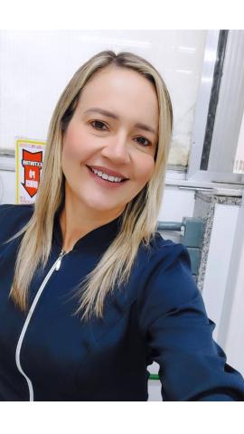 Elaine Cristina Pacheco de Oliveira