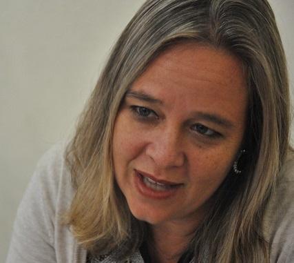 Iluska Maria da Silva Coutinho