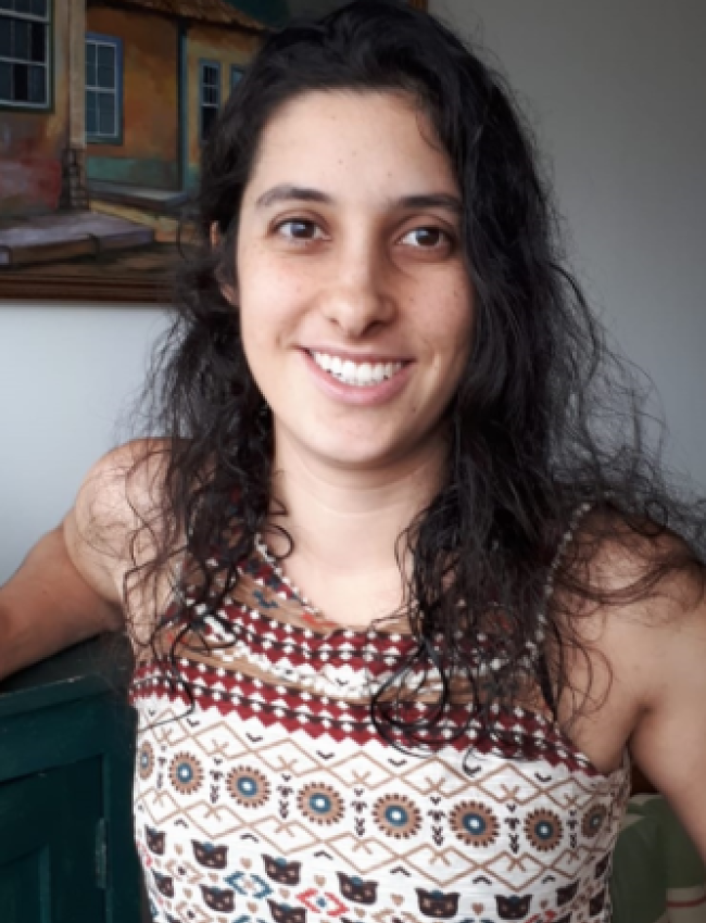 Beatriz Macchione Saes