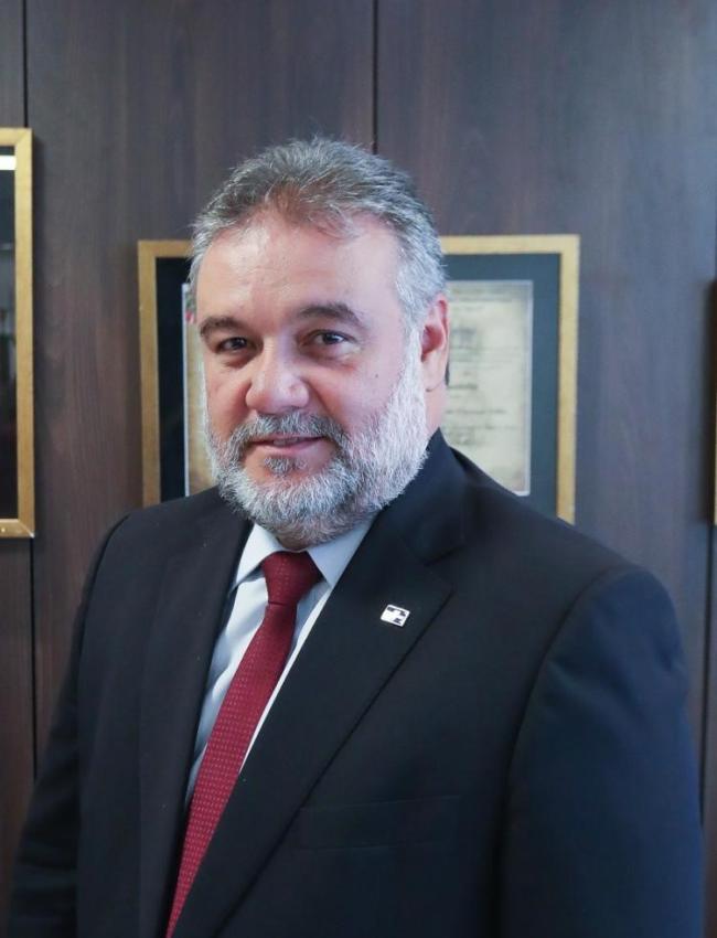 Valdir Oliveira