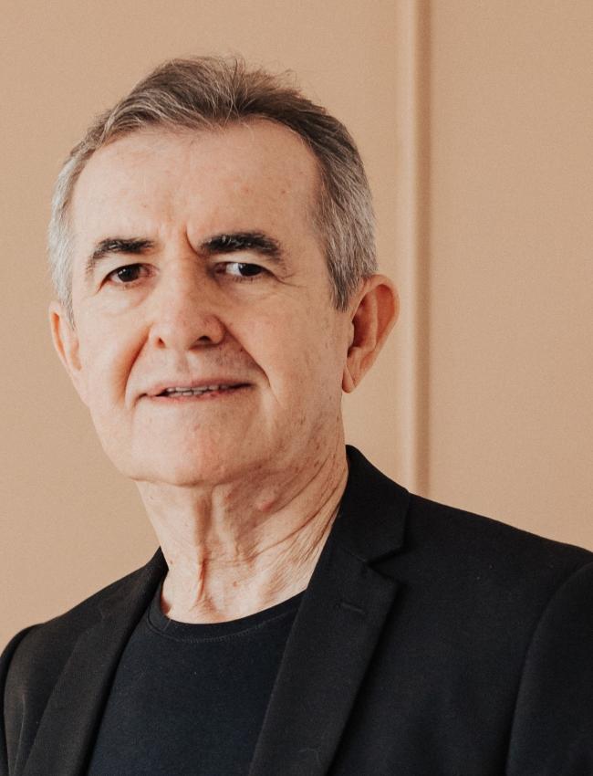 Francisco Barros