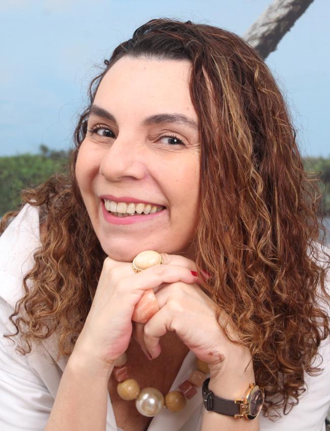 Gilda Cardoso de Araujo