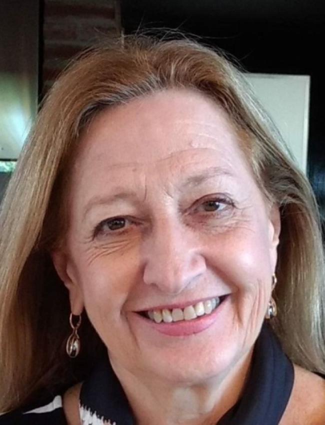 Júlia Maria D’Andréa Greve