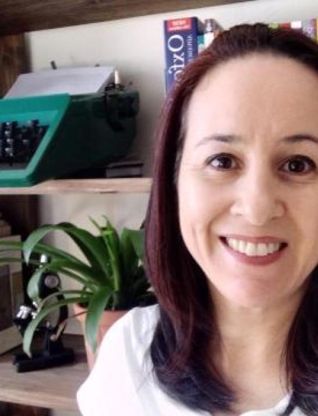 Adriane Elisabete Antunes de Moraes