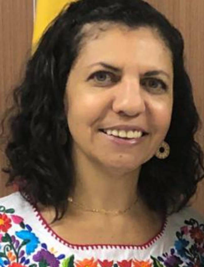 Lívia Tenório Brasileiro