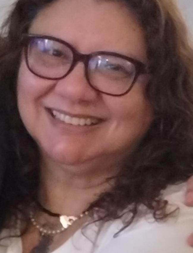 Ana Lúcia Prado
