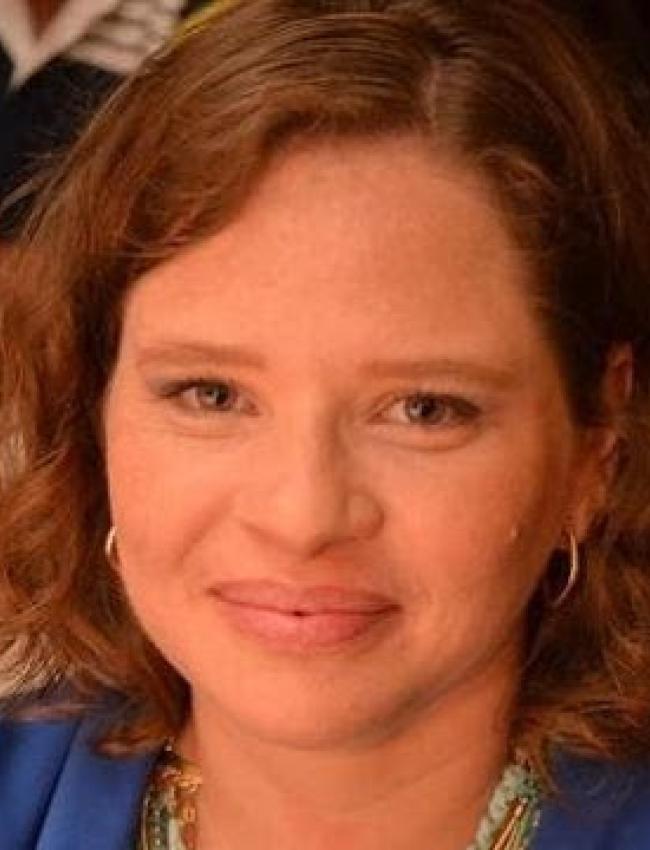 Juliana Falcato Vecina