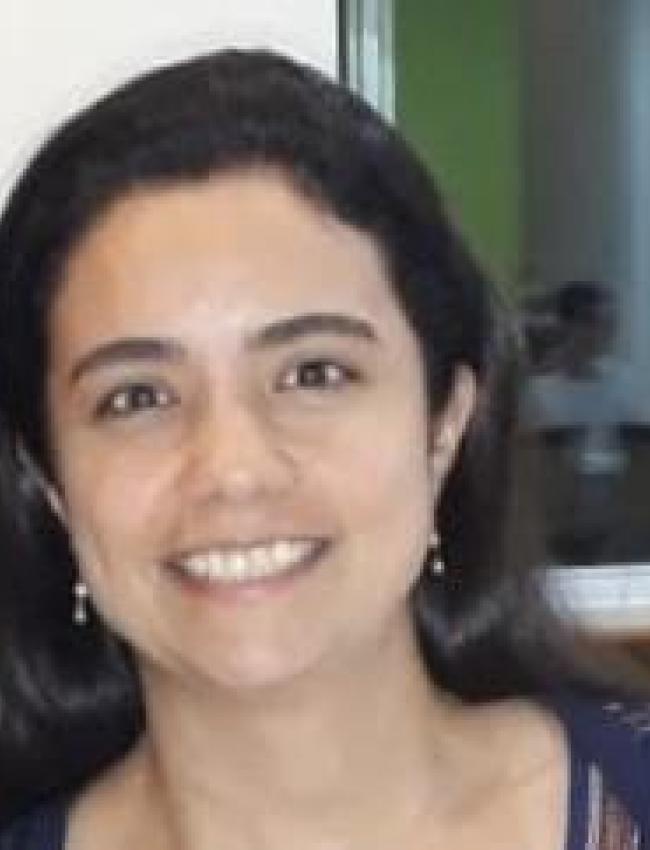 Luciana	Pataro