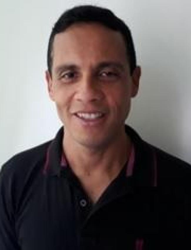 Adriano Cruz