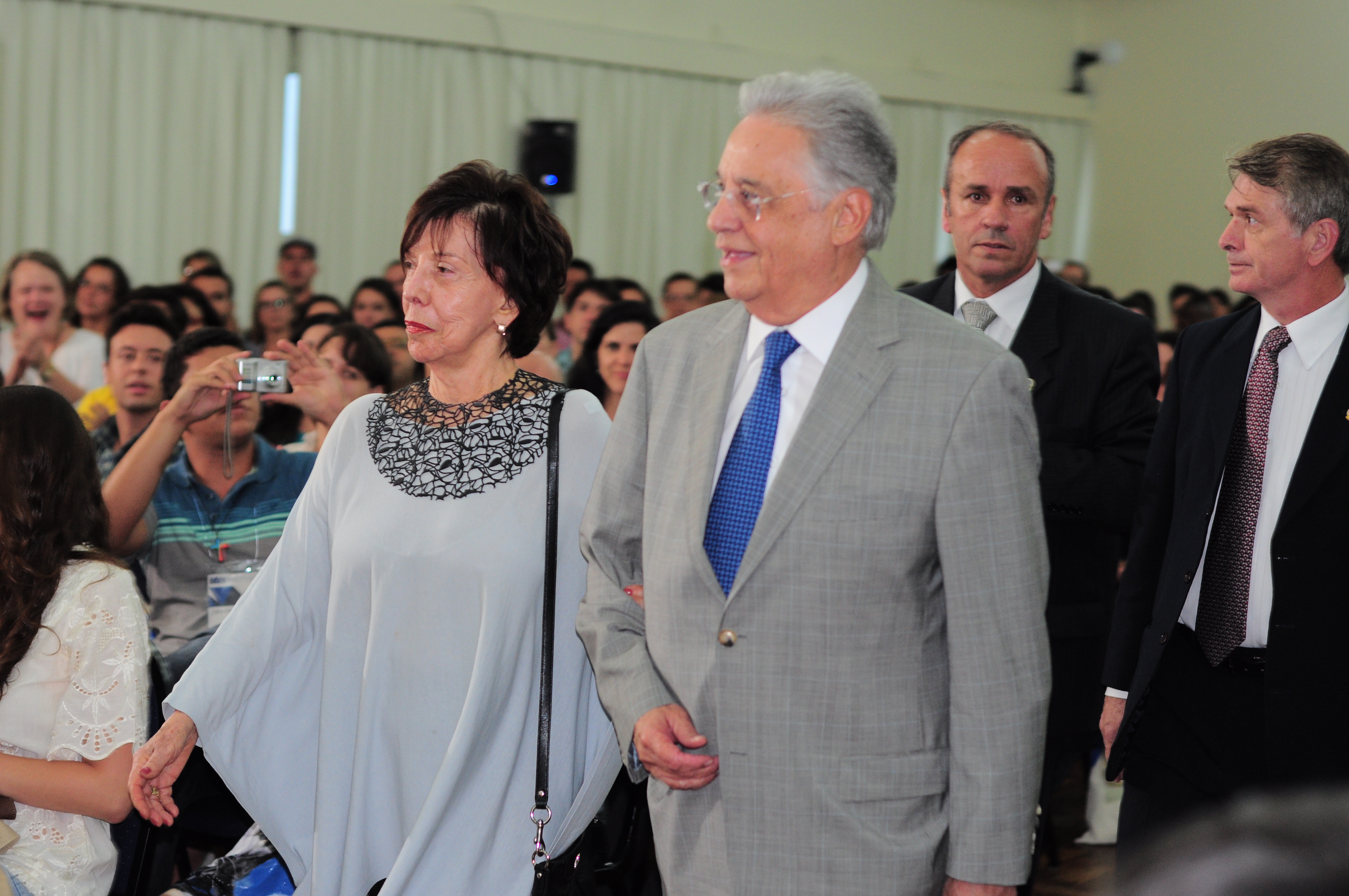 Foto 4 (Paisagem): Autora em momento de networking no evento da ABEP.